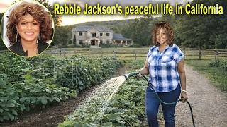 Inside Rebbie Jackson’s California Home Life – A Quiet Life Shaped by Secrets & Silent Loss