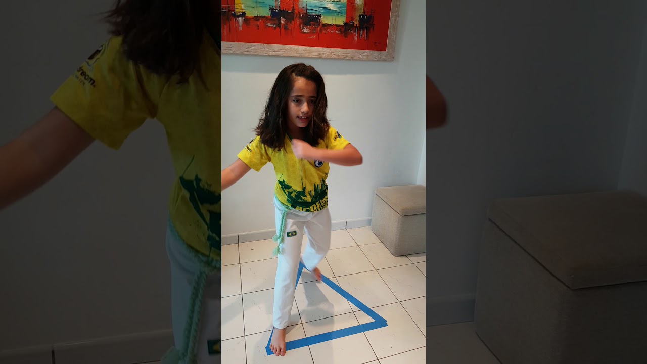 How To Do Ginga Capoeira Youtube