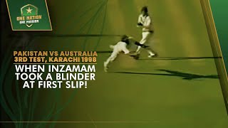 Inzamam Takes 𝑩𝙡𝒊𝙣𝒅𝙚𝒓 for Afridi's first Test wicket! 👏 | Pakistan vs Australia, Karachi 1998