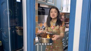 北京一家花2300买驴排驴骨驴肉，农村现杀家常做法，烀驴骨！