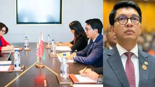 NIHAONA TAMIN'I ANDRY RAJOELINA NY MINISITRA  INDIANINA (Nouveaute gasy 2024)