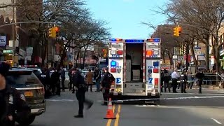 NYC police shoot, kill man wielding pipe