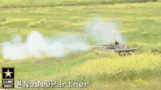 US Bradley IFV and Georgian BMP-2  manuever and fire together