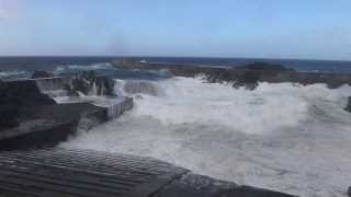 2013年台風18号9/15朝の八重根