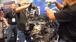 LT5 V8 Engine Assembly by GM Techs at SEMA Show - C7 Corvette ZR1 6.2l Supercharged Crate Motor [4K]