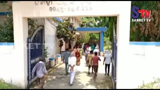 Odisha : Baripada residents gherao PHD office demanding regular water supply | Sanket Tv