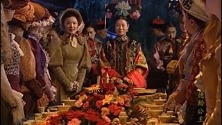 The Empress Dowager Cixi having dinner with the Foreign Ladies // 德龄公主