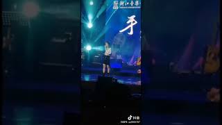 浙音演唱会，单依纯，永不失联的爱，现场版