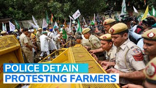 Delhi Police Detains Farmers Protesting At Ghazipur | Kisan 'Mahapanchayat'