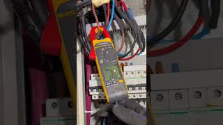 Calidad de energía con la Fluke 378FC #Fluke #electricidad #electrician #energia #enerbar #378fc