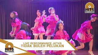 JKT48 - Tidak Boleh Pelukan live at Theater JKT48