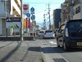 徳島市営バス路線車・川南バス停を発車