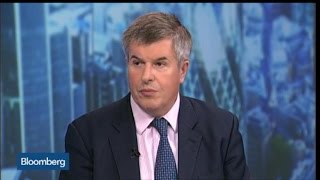 Carney is Correct in Warning U.K. Banks: MacKinnon