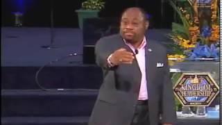 10 Principles and Marks of a Future Leader by Dr Myles Munroe