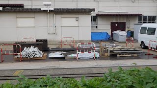 2023.10.08早朝 阪急 正雀車庫 全体版 6354F京とれいんに動きあり。分割されて河原町側3両が38番線に。梅田側3両は車庫に姿無し。JR側の廃棄品が増えています。駐車禁止の札は無し。他。