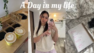 Day in my life 🤍 what I got for my Birthday, cleaning out and sorting out the closet