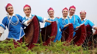 Sister Miao celebrates the Yanu Festival in her hometown.