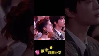 好小的头和脸 浓颜的冲击力不要太强……张婧仪   #星聞八爪娛