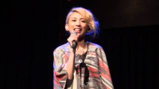 戴佩妮 - 愛在被愛之前 + Hey Girl 2011-11-22 【回家路上】Fan Meeting