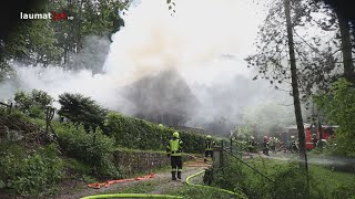 Großeinsatz bei Brand eines Wohnhauses in Seewalchen am Attersee