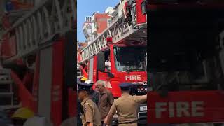 පිටකොටුවේ කඩයක් ගිනි ගනී colombo fire #colmbo #fire #srilanka news sri lanka