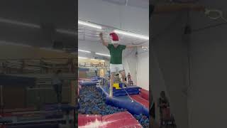 Gymnastics with Santa hat🎅