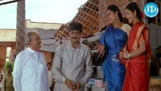 Swarabhishekam Movie - K  Viswanath, Urvashi, Jayalakshmi, Sridhar Emotional Scene