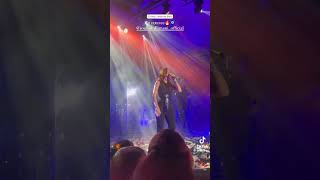 Ιουλία Καλιμάνη live.. Αντικειμενικά  δεν παλεύεται ..Μοναδική στιγμή και υπέροχη ερμηνεία!
