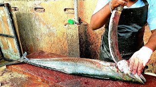 SEER FISH CUTTING SRI LANKA | THORA | තෝරා මාලු