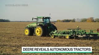 Deere Unveils Fully Autonomous Tractor