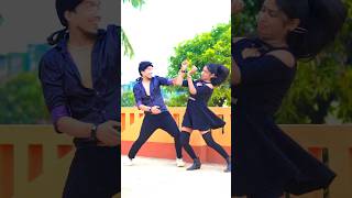 Main To Raste Se Ja Raha Tha|Govinda|Kumar Sanu Alka Yagnik|CoolieNo1 #shorts #youtubeshorts #dance