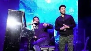 Bas itna hai tumse kehna 😍 Arijit Singh VS Arman malik - beautiful live performance at gana festiva