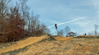 Motocross-  Amateur vs.  Pro