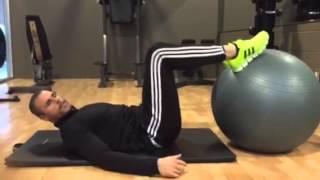 Quick Core Workout with Kris Simpson, Fitness Trainer