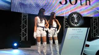 三木彩加　東京オートサロン２０１１　ブリヂストンブース