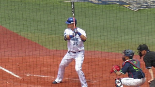 筒香嘉智（Tsutsugoh Yoshitomo）／ライトへの犠牲フライ！／2017.5.7　横浜DeNAベイスターズ×東京ヤクルトスワローズ　横浜スタジアム