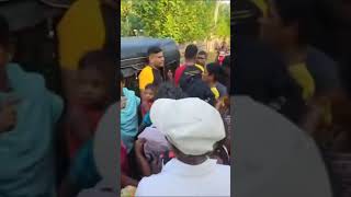 அர்ச்சுனா அணியினர் மக்களுடன்