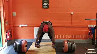 330kg Deadlift🇨🇲🇬🇧