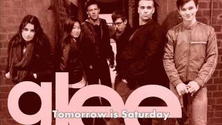 Glee - Friday [ lyrics ]