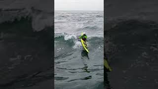 Paddling in Tide 🤟 #onlineseakayaking #surf #anglesey #practicepracticepractice