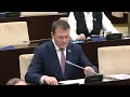 Сенатор заявил о тысячах грузовиков пересекших госграницу без надлежащего таможенного контроля