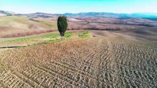 (4K - UHD)  AWESOME Val d'Orcia | Tuscany - Italy (drone)