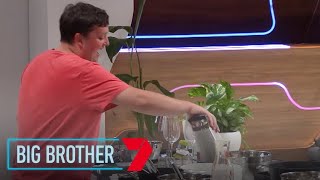 How to wash up in the Big Brother House | Big Brother Australia
