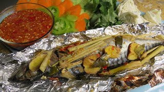 Awesome cooking Grilled fish using Aluminum foil (អបត្រីសាបាក់)​ | Kimyee Ros Cooking