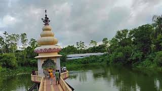 পুকুরের মাঝে রয়েছে একটি শিব মন্দির || Kulgachi Shiva Temple | কুলগাছি শিব মন্দির | #travel #shorts