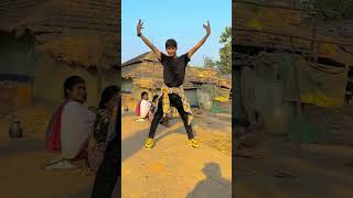 Nashe si Chadh gayi Dance in public place | 🫣#talentedraj #youtube #dance #viral #youtubeshorts