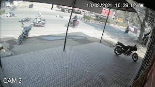 सिंगरौली -  बैढ़न में भीषण बाइक हादसे का दिल दहला देने वाला CCTV फुटेज आया सामने