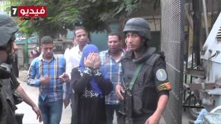 بالفيديو.. لحظة القبض على"عزة" المتهمة بتشويه جثث ضباط مذبحة كرداسة
