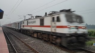 Dangerous WAP7 Late Runner Jaisalmer-Howrah SF Express Rages Past Begampur At Flat 130 Kmph..