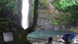 Our Trip to Shuzenji - The Japanese waterfall